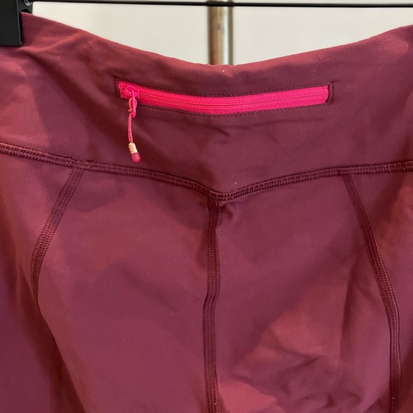 Lululemon Running Leggings | Size 4 | Burgundy | Reflective | GREAT Condition - Picture 6 of 7